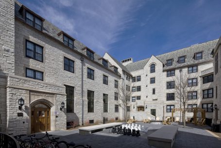 Northwestern University – Willard Hall